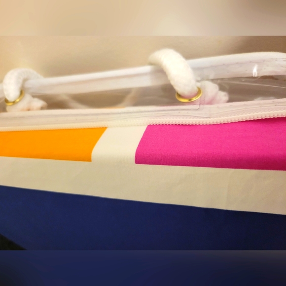 Trina Turk Mondrian 200 Thread Count Cotton Percale 2-Piece Duvet Cover Set-Twin - Picture 4 of 5